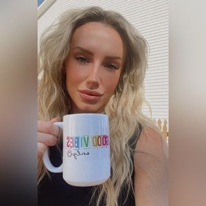 Meet your Posher, Melanie